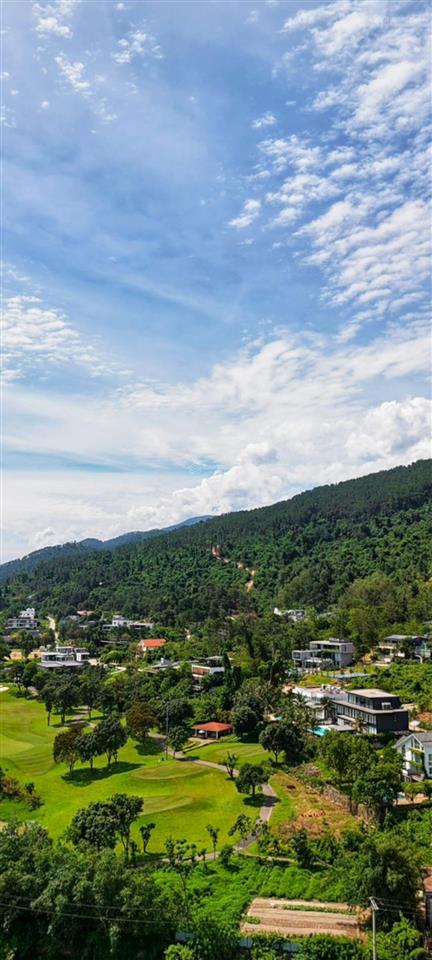 Bán hơn 1000m2 đất bt view sân khu nghỉ dưỡng sân golf tam đảo, giá hơn 11tr/m2,  0985 893 ***