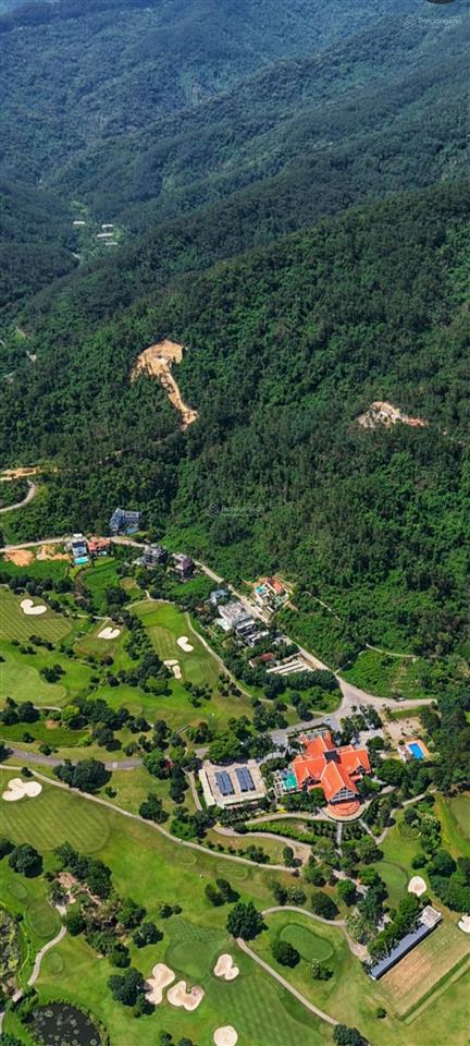 Bán hơn 1000m2 đất bt view sân khu nghỉ dưỡng sân golf tam đảo, giá hơn 11tr/m2,  0985 893 ***