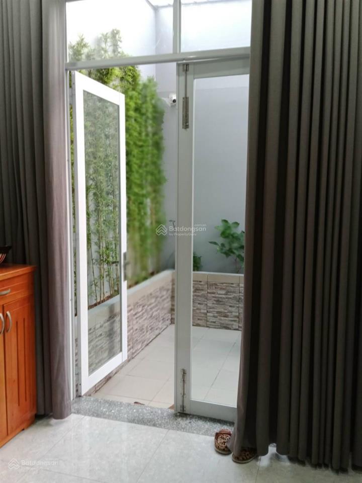 Bán nhà mặt tiền vòng xoay mỹ thủy  vị trí vàng kinh doanh