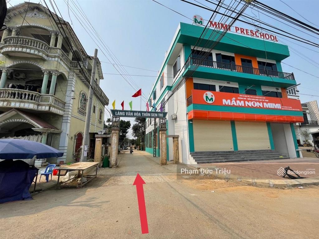 Nhỉnh 2 tỷ dân cắt 80m2 đất ở cạnh uỷ ban xã bình yên