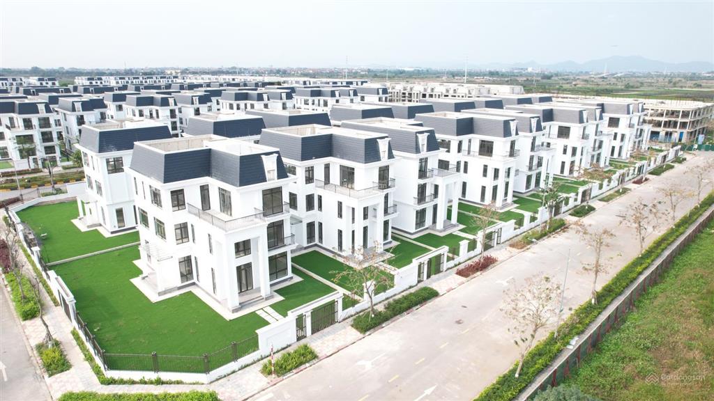 Chính chủ bán bt đơn lập bt*07 hud mê linh trục chính 24m vip tại dự án, đối diện sungroup