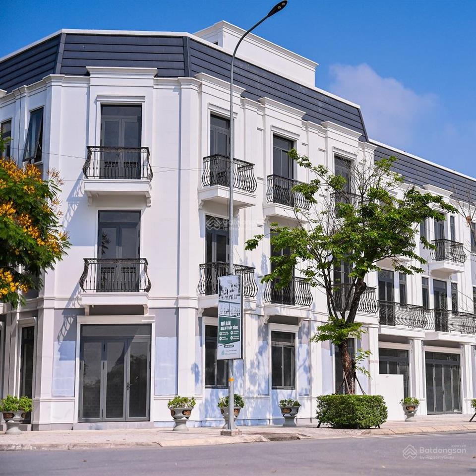 Cn liền kề cạnh chung cư kđt sinh thái hud chánh mỹ,tp hcm mặt sông sài gòn,kí hđmb 40%,bank hỗ trợ