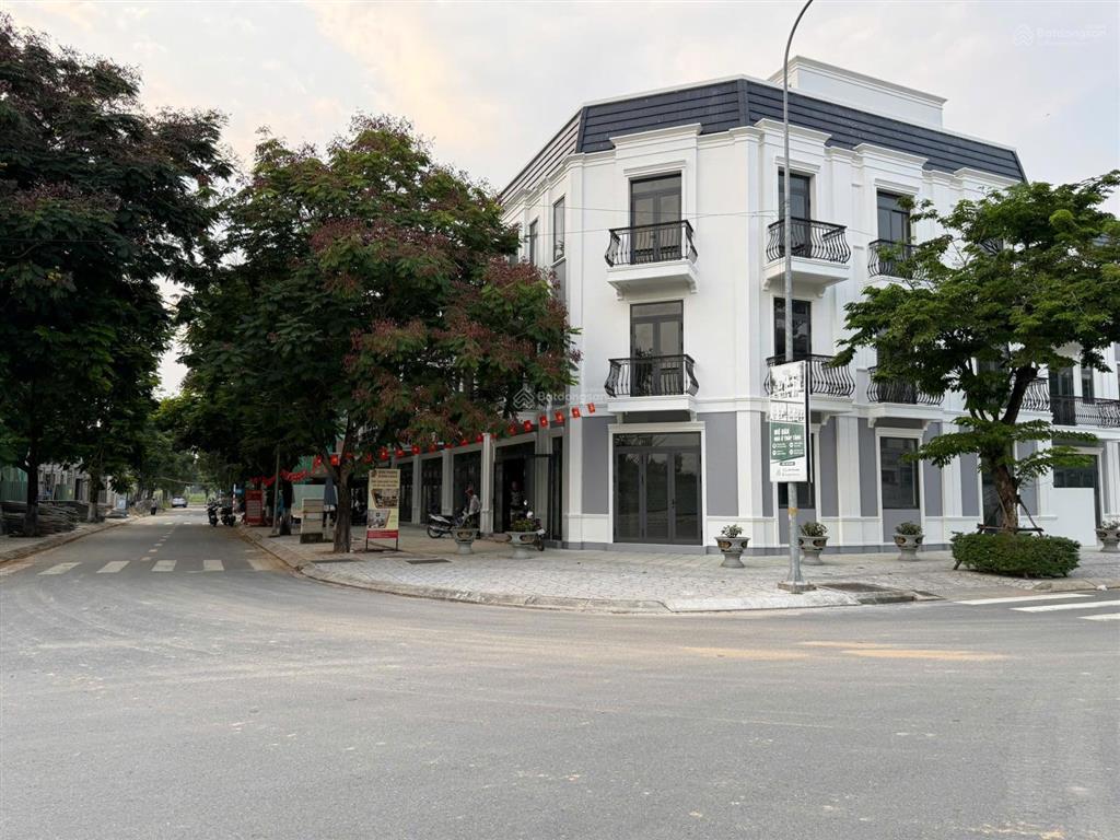 Cn liền kề cạnh chung cư kđt sinh thái hud chánh mỹ,tp hcm mặt sông sài gòn,kí hđmb 40%,bank hỗ trợ