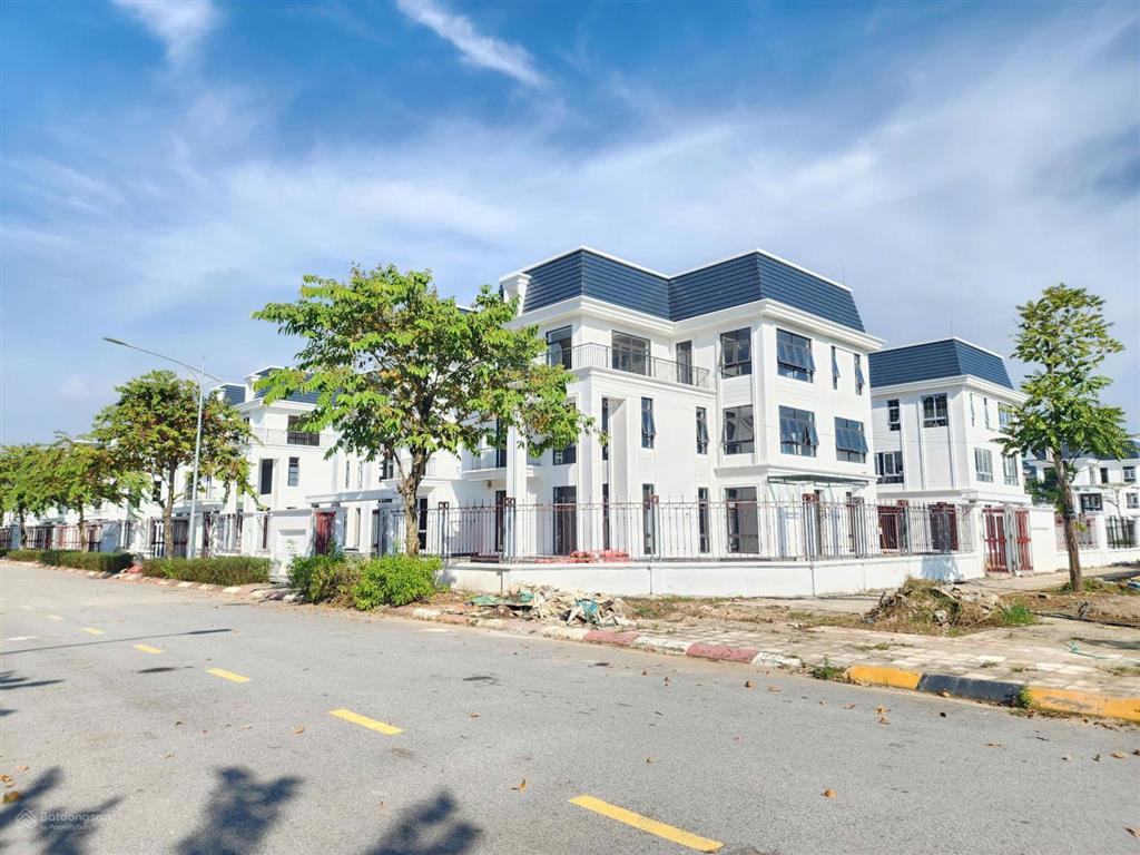 Siêu hiếm căn góc đơn lập 375m² tại kđt hud mê linh tiến độ 40%, view chung cư kd dòng tiền tốt