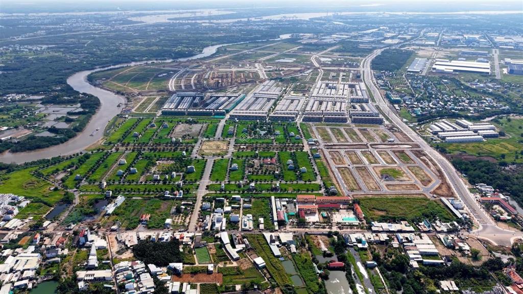 Cần bán nền view công viên sgvl, giá 2tỷ.  0907 228 ***