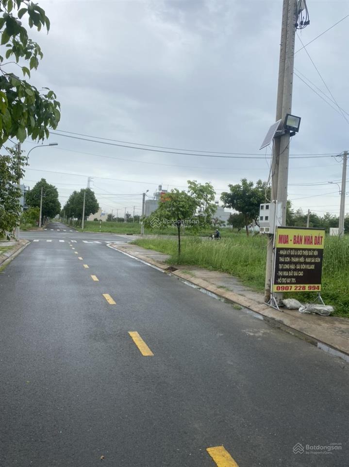 Cần bán nền view công viên sgvl, giá 2tỷ.  0907 228 ***