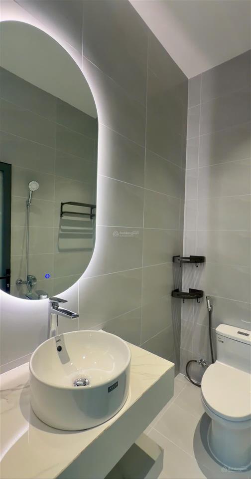 Bán nhà phố 3 lầu mới xây kdc saigon village, full nội thất cao cấp, đã hoàn công đầy đủ