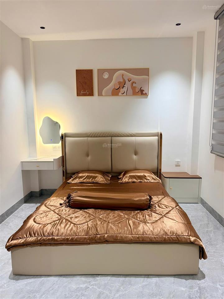 Bán nhà phố 3 lầu mới xây kdc saigon village, full nội thất cao cấp, đã hoàn công đầy đủ