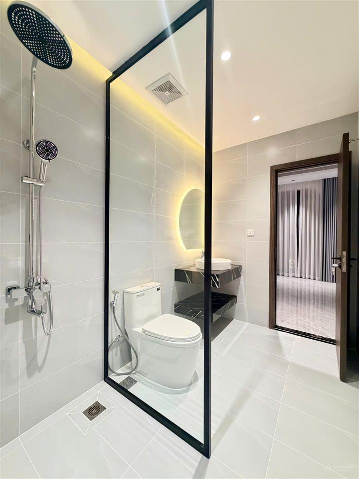 Bán nhà phố 3 lầu mới xây kdc saigon village, full nội thất cao cấp, đã hoàn công đầy đủ