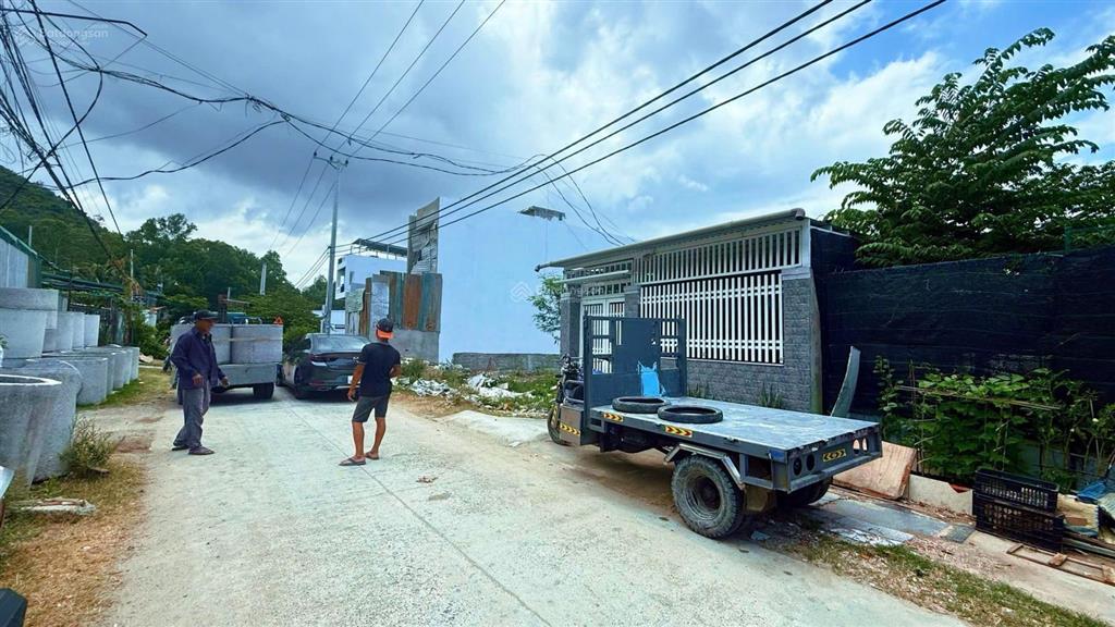 [rrrr]đất g.iá đầu tư, b.án rẽ lô đất mặt tiền đường hòn thơm, xuân ngọc, vĩnh ngoc, nha trang