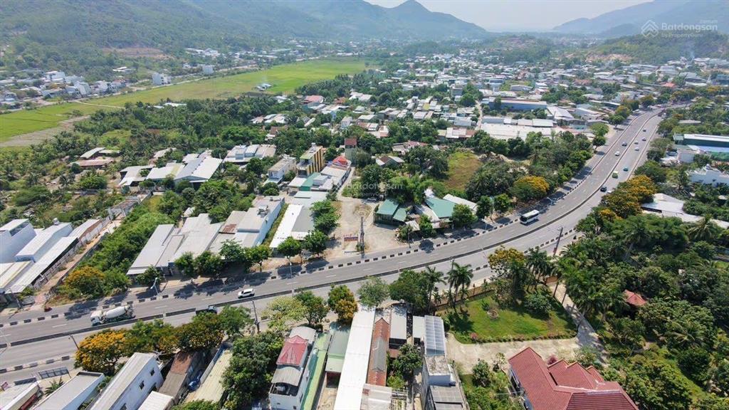 [rrrr]b.án đất mặt tiền, mặt đường nguyễn tất thành, phước đồng (cũ), nam nha trang, khánh hòa.