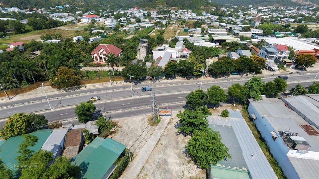 [rrrr]b.án đất mặt tiền, mặt đường nguyễn tất thành, phước đồng (cũ), nam nha trang, khánh hòa.
