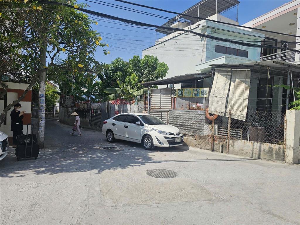 Bán đất gần biển, bãi tắm, nằm đầu hẻm đường phạm tu và đường 2/4, phường bắc nha trang, khánh hòa.