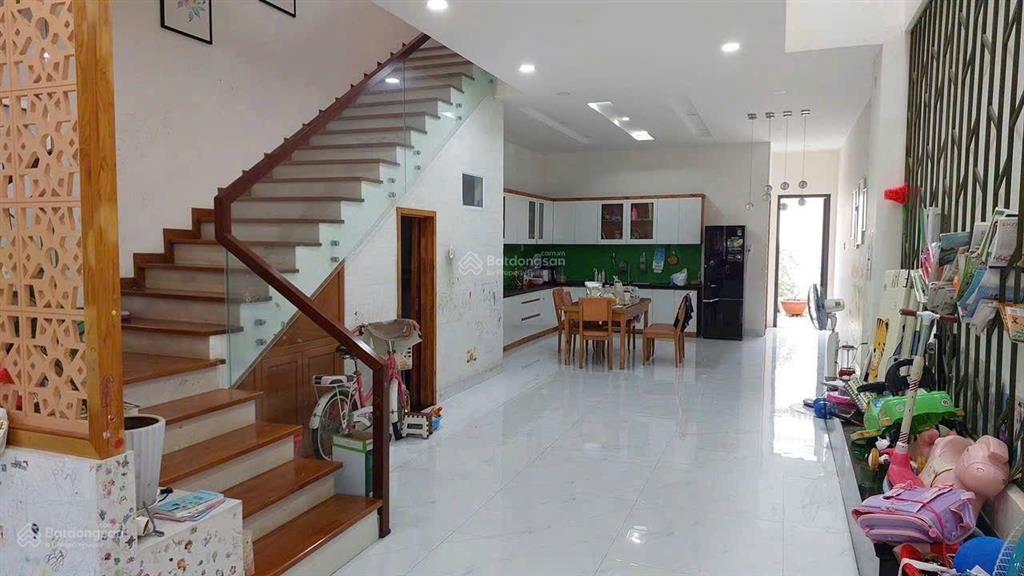 Bán nhà đẹp mặt tiền 5,3m, mặt đường phùng hưng, nam nha trang, khánh hòa.