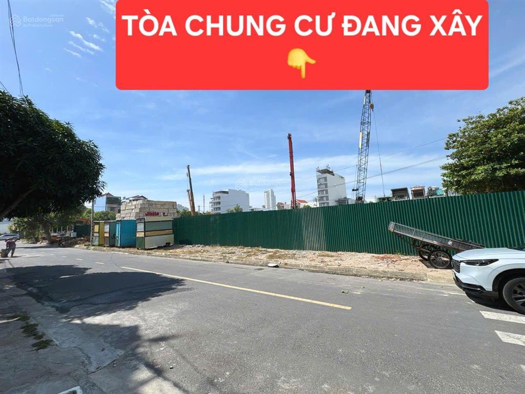 Bán đất tặng nhà cấp 4 mặt tiền đường, gần biển, đối diện chung cư đang xây, bắc nha trang