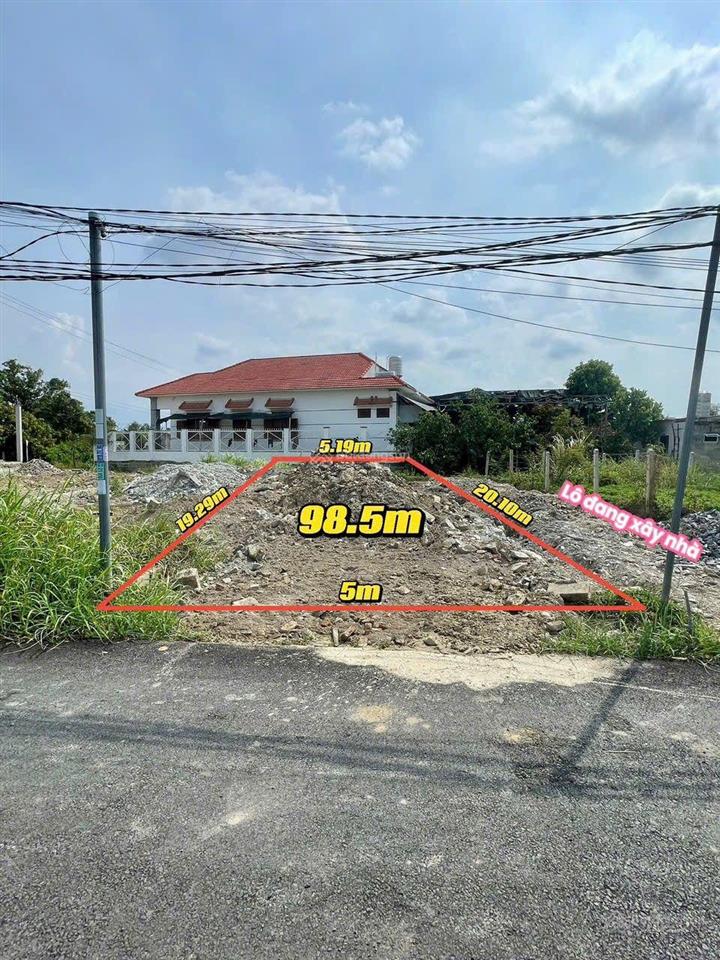 Đất dân cắt bán tại xã diên toàn, cách đường huỳnh thúc kháng vào chỉ 150m.