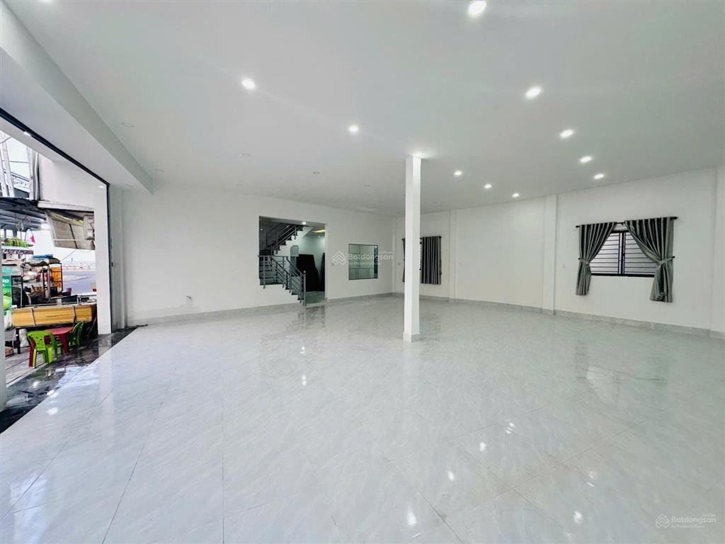 Bán nhà, căn góc đường 16m, view xéo biển, mặt tiền, đường dương hiến quyền, nha trang, khánh hòa