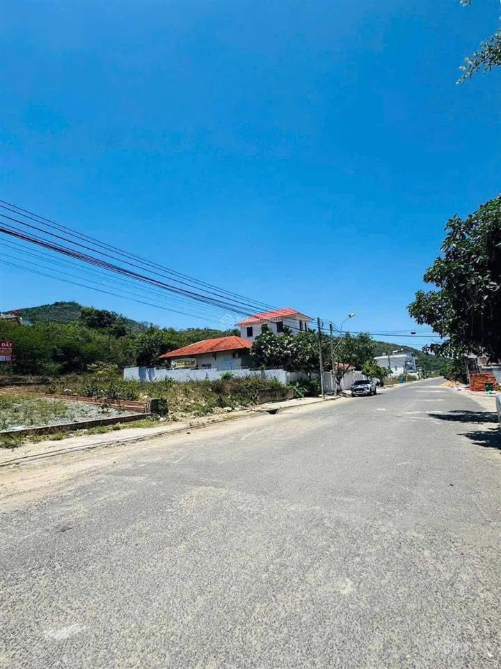 Bán đất biệt thự mặt tiền, mặt đường triệu quang phục, vĩnh hòa, nha trang, khánh hòa