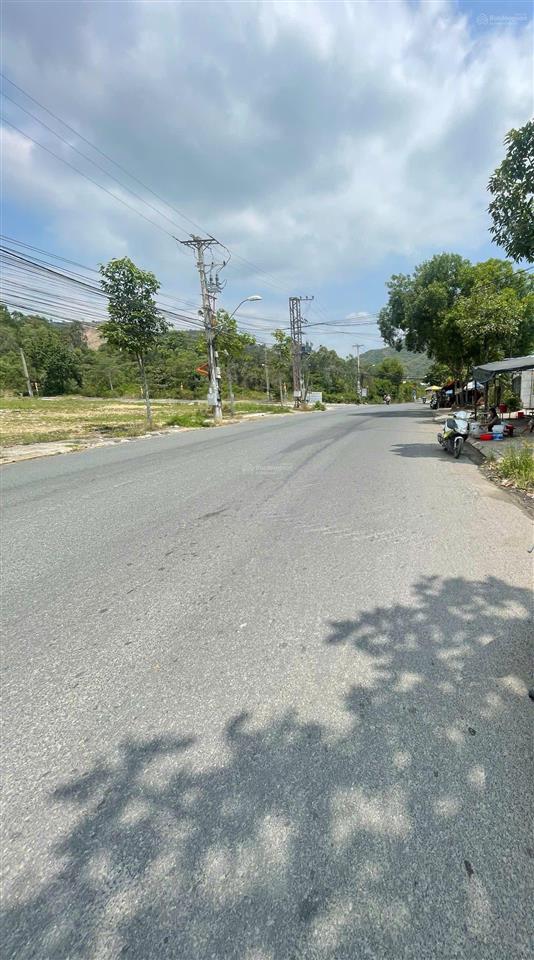 [rrrr]đất mặt tiền 5m, mặt đường phong châu rộng 22.5m, đối diện công viên cây xanh, nha trang