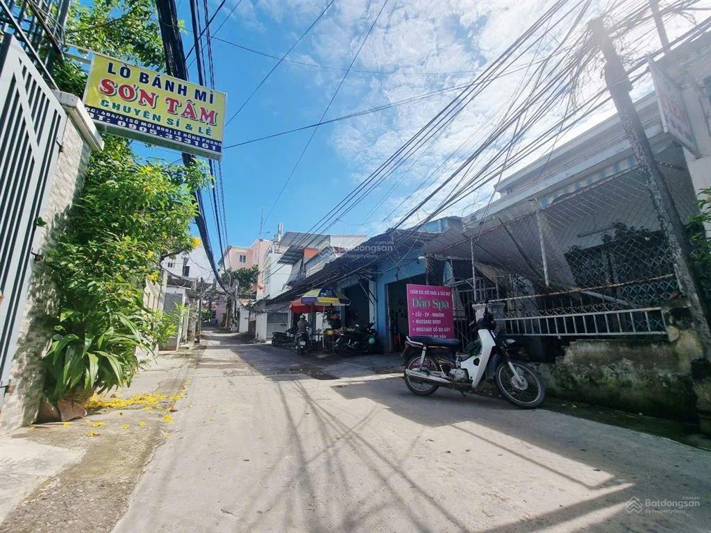 Bán đất tặng nhà cấp 4, đường ô tô thông 5m, thông đường thích quảng đức với lê hồng phong