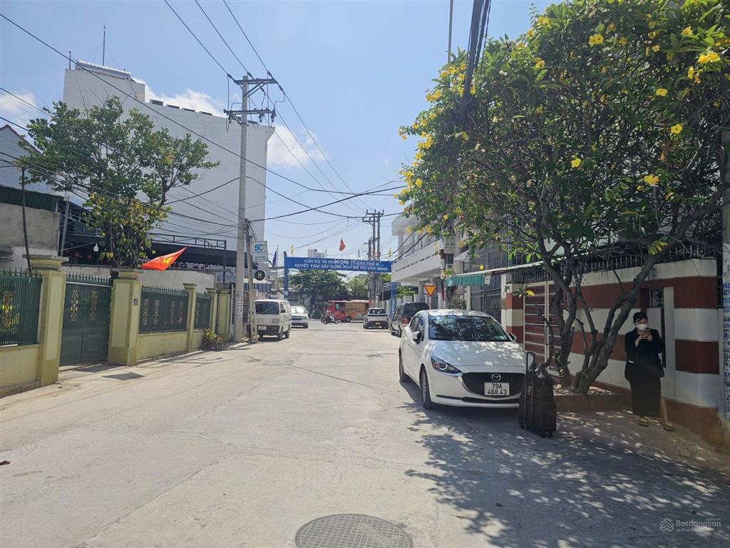 Bán đất gần biển, bãi tắm, nằm đầu hẻm đường phạm tu và đường 2/4, phường bắc nha trang, khánh hòa