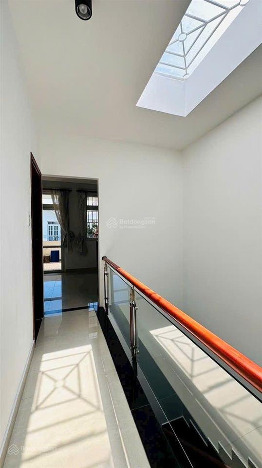 Bán nhà đẹp 3 tầng mặt tiền, mặt đường p2, kđt vĩnh điềm trung nha trang, khánh hòa. giá chỉ 7.5t