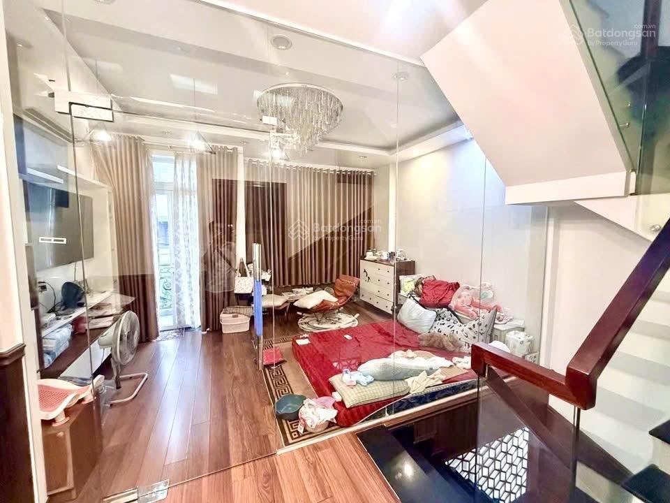 Bán nhà 4 tầng, đường nhựa 8m thông. gần chợ tam hà, 4pn, tặng nội thất 6.6 tỷ tl