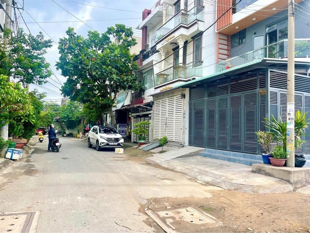 Bán nhà 4 tầng, đường nhựa 8m thông. gần chợ tam hà, 4pn, tặng nội thất 6.6 tỷ tl