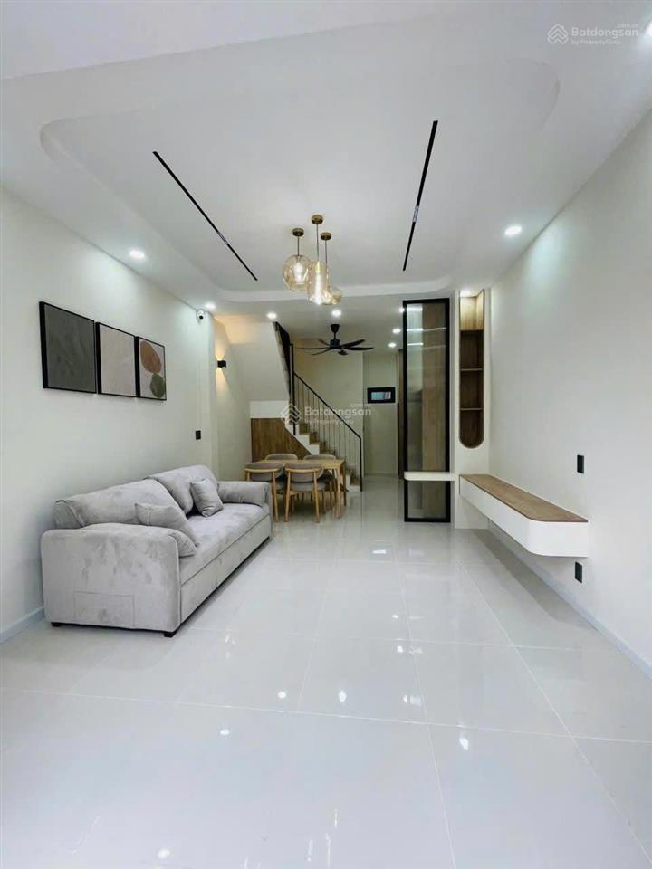 Cần bán gấp nhà 2 tầng mới, gần phạm văn đồng, dtsd 73.6m² 4.75 tỷ thương lượng