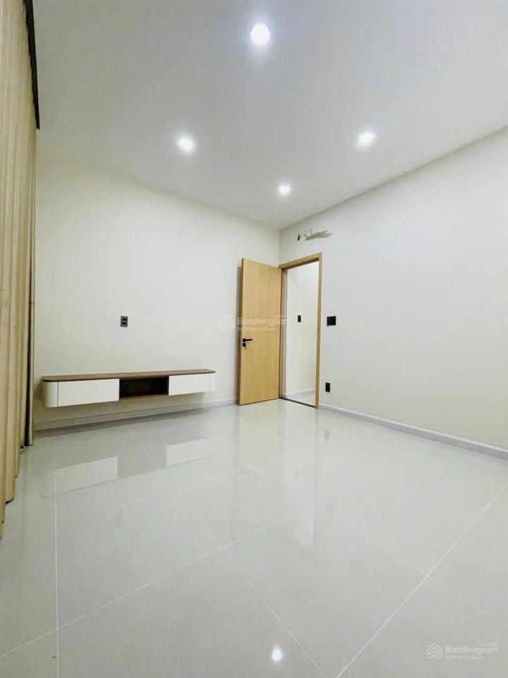 Cần bán gấp nhà 2 tầng mới, gần phạm văn đồng, dtsd 73.6m² 4.75 tỷ thương lượng