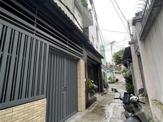 Bán nhà gần vincom thủ đức, xe hơi tới nhà 58m2 5,69 tỷ tl, sổ sẵn. cách vincom 3p