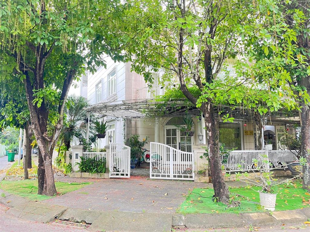 Biệt thự góc 2 mặt tiền villa hoja khang điền, phước long, tp.hcm