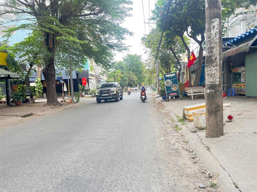 Bán lô đất mặt tiền đường d3 ra đường đỗ xuân hợp 200m, kdc nam long, quận 9, tp. hcm