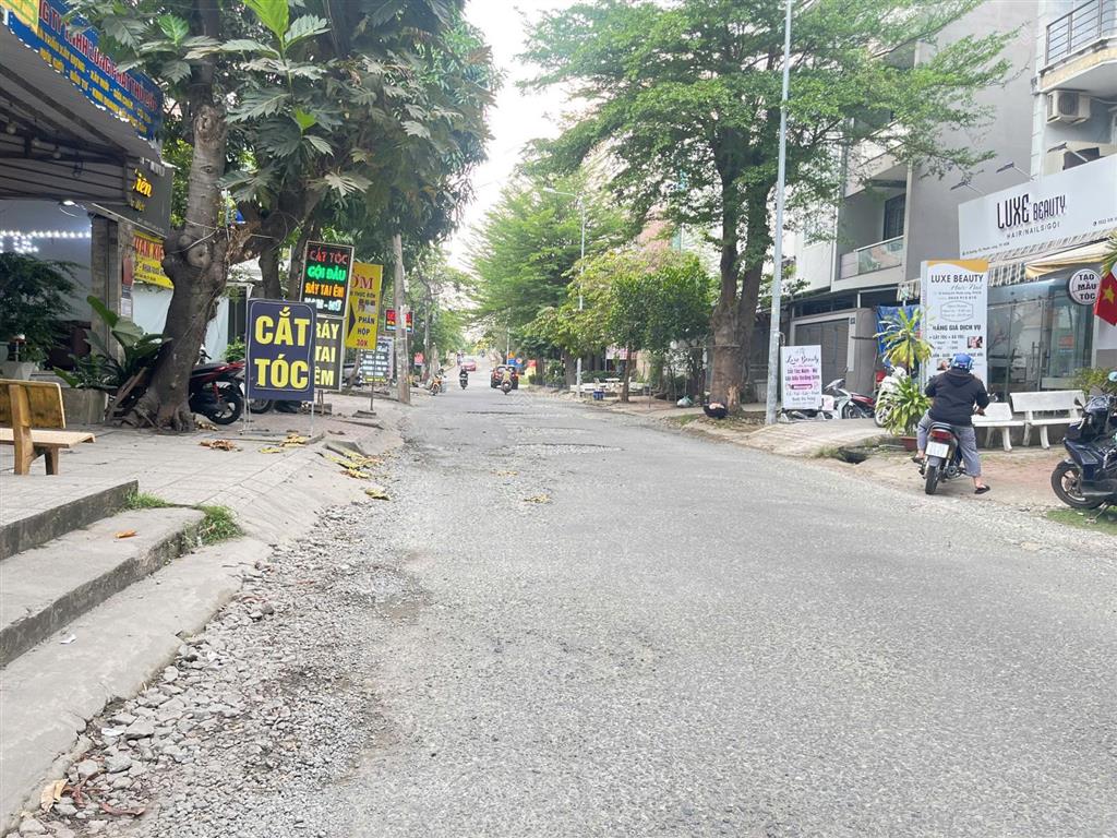 Bán lô đất mặt tiền đường d3, kdc nam long phường phước long, tp. hcm