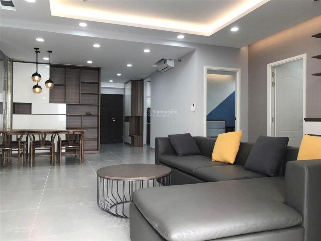 Bán cc scenic valley 3 phòng ngủ giá siêu tốt