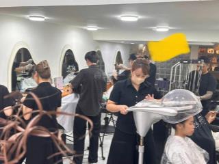 Cho thuê nhà mt khu sầm uất gần cầu rồng, quận hải châu. dt 100m2 ngang 4,5m. 28tr/ tháng