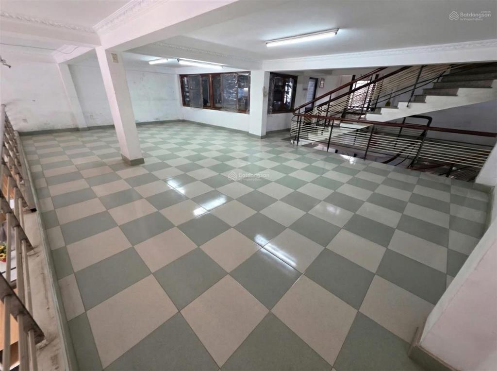 Cho thuê mb ông ích khiêm trung tâm hải châu ! bề ngang #9m giá 59 triệu / tháng có thương lư