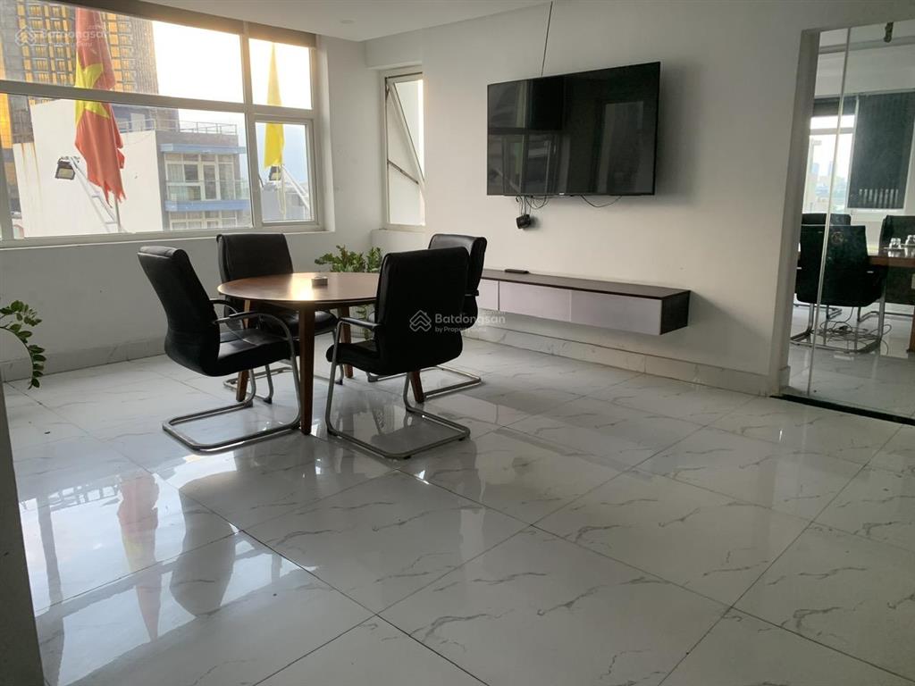 Cho thuê nhà 4 tầng mt quận hải châu phù hợp làm công ty . văn phòng . dịch vụ giá 35tr