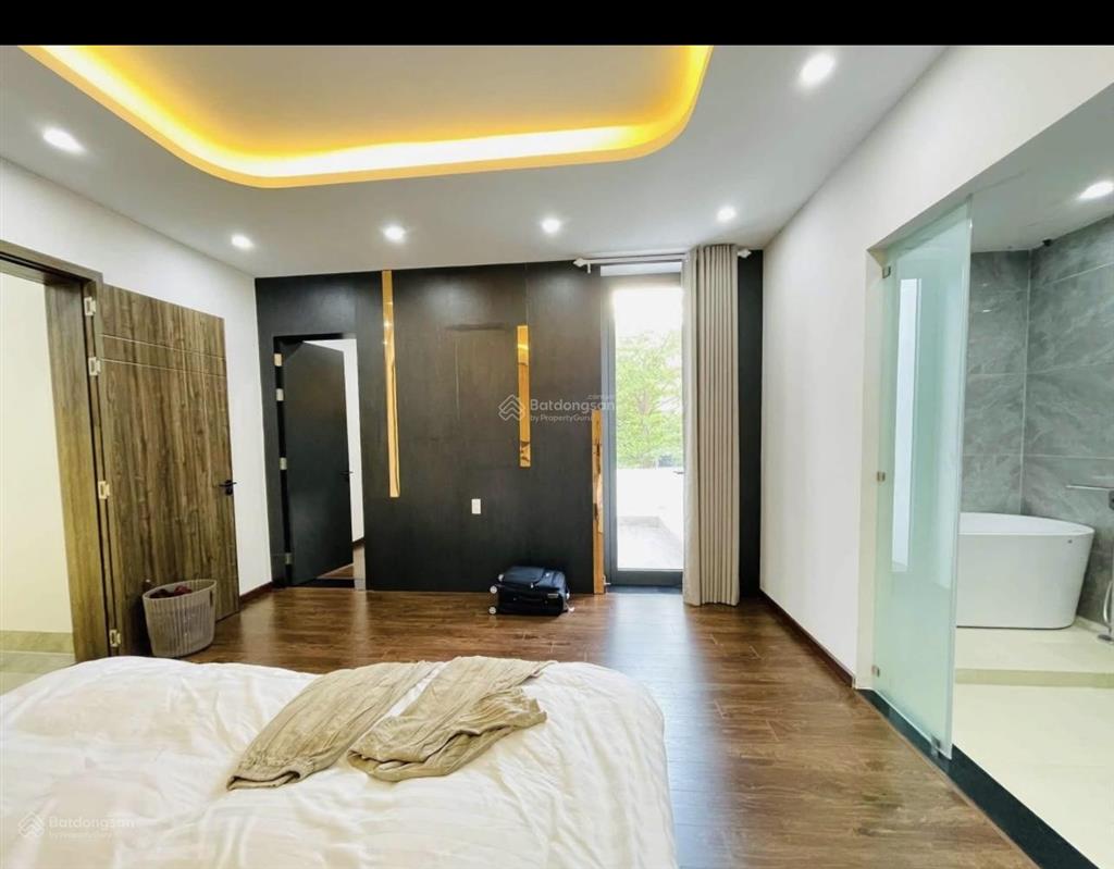 Cho thuê căn villa 2mt 3tầng khu view sông mát mẻ , yên tĩnh ! gần lote ! hoà cường ! đà nẵng