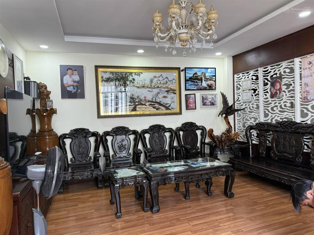 Cho thuê toà nhà 5 tầng thang máy gần cầu rông ! quận hải châu
giá 75tr
dt 100m x 5 tầng