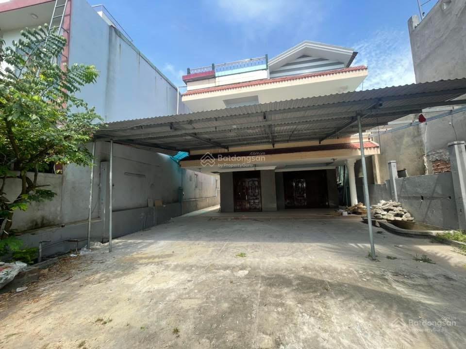 Cho thuê nhà 2 tầng mt an trung đông gần cầu rồng đường nhựa 5m
diện tích đất  365m ngang #