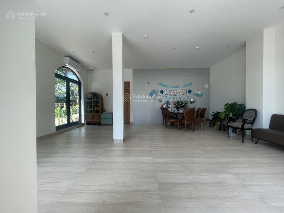 Cho thuê mb riêng biêt ngay chợ vị trí sầm uất phù hợp kinh các mặt hàng ( trừ hàng ăn) quận ngũ