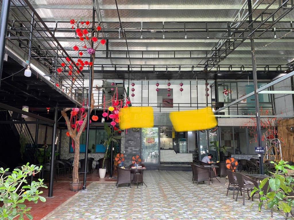 Cho thuê lâu dài trên 5 năm. mt quận cẩm lệ quán sân vườn diện tích đất 300m2. có nhà 2 t