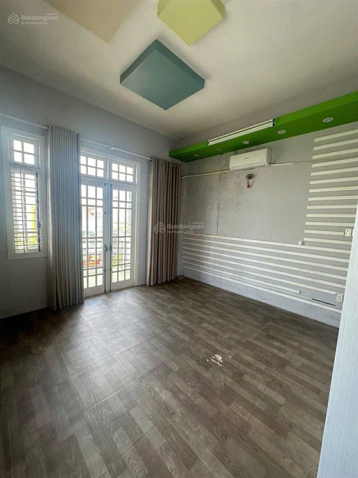 Cho thuê toà nhà 4 tầng siêu rộng mt quận thanh khê gần đường lê độ bề ngang #10m