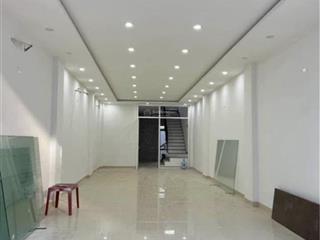 Cho thuê nhà 4 tầng trống suốt ,mới 100% mt gần cầu sông hàn! hải châu
giá 35tr/tháng
dt