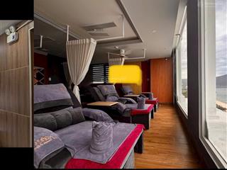 Cho thuê mặt bằng tầng cao trong khách sạn 4* võ nguyên giáp vị trí view biển. giá 170tr