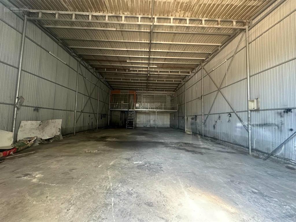 Cho thuê kho nhà xưởng mt đối diện bến xe đà nẵng dtsd230m²! dt đất 200m ngang 10m có lững 2