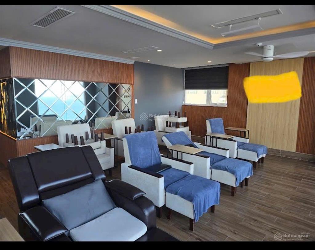 Cho thuê mặt bằng tầng cao trong khách sạn 4* võ nguyên giáp vị trí view biển giá 
