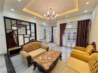 Cho nhà mt ngũ hành sơn sát khu an thượng
dt 110m x 3 tầng