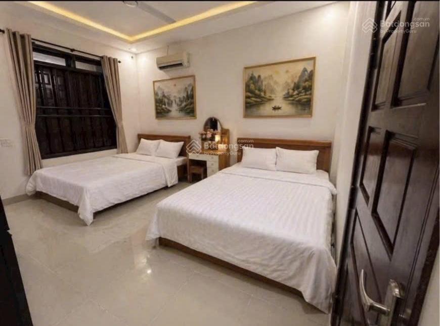 Cho thuê nhà mới 4 tầng đường mân quang  sơn trà dt đất 100m 6 phòng ngủ 8 giường